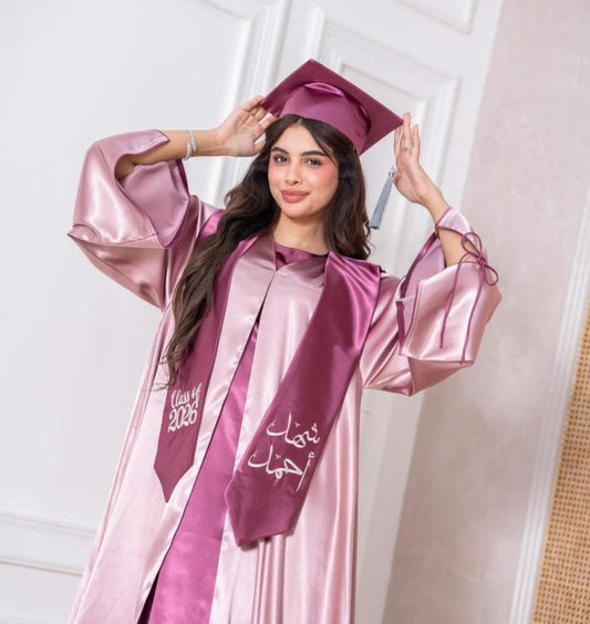 عبايات تخرج 2026