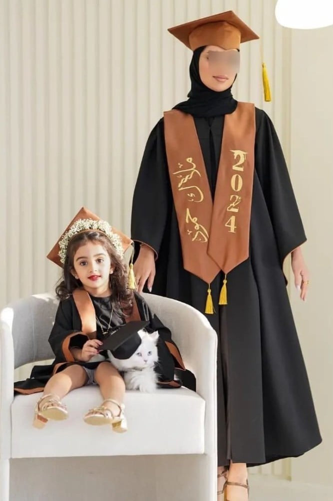 عبايات تخرج 2026 متجر احساس