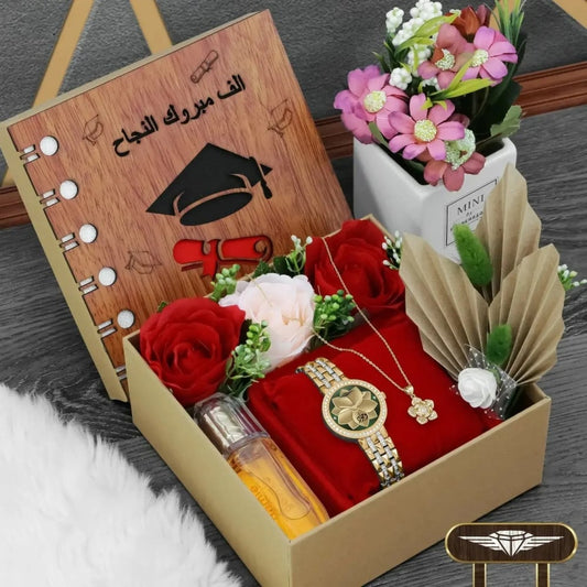 بوكسات هدية تخرج بالاسم