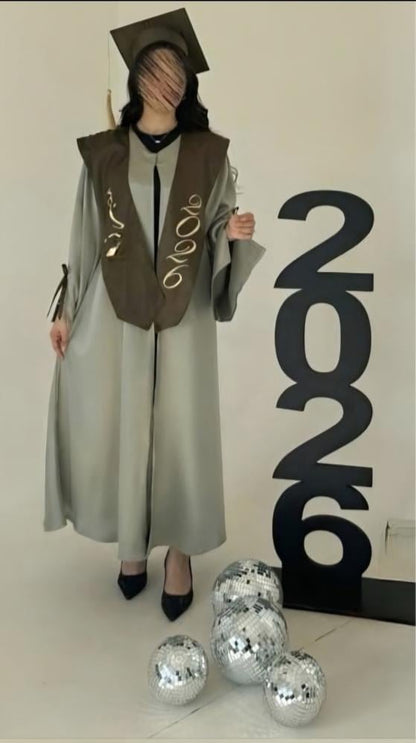 عبايات تخرج 2026