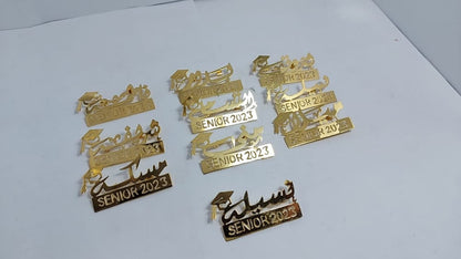 بروشات تخرج مطلية بالذهب والفضة